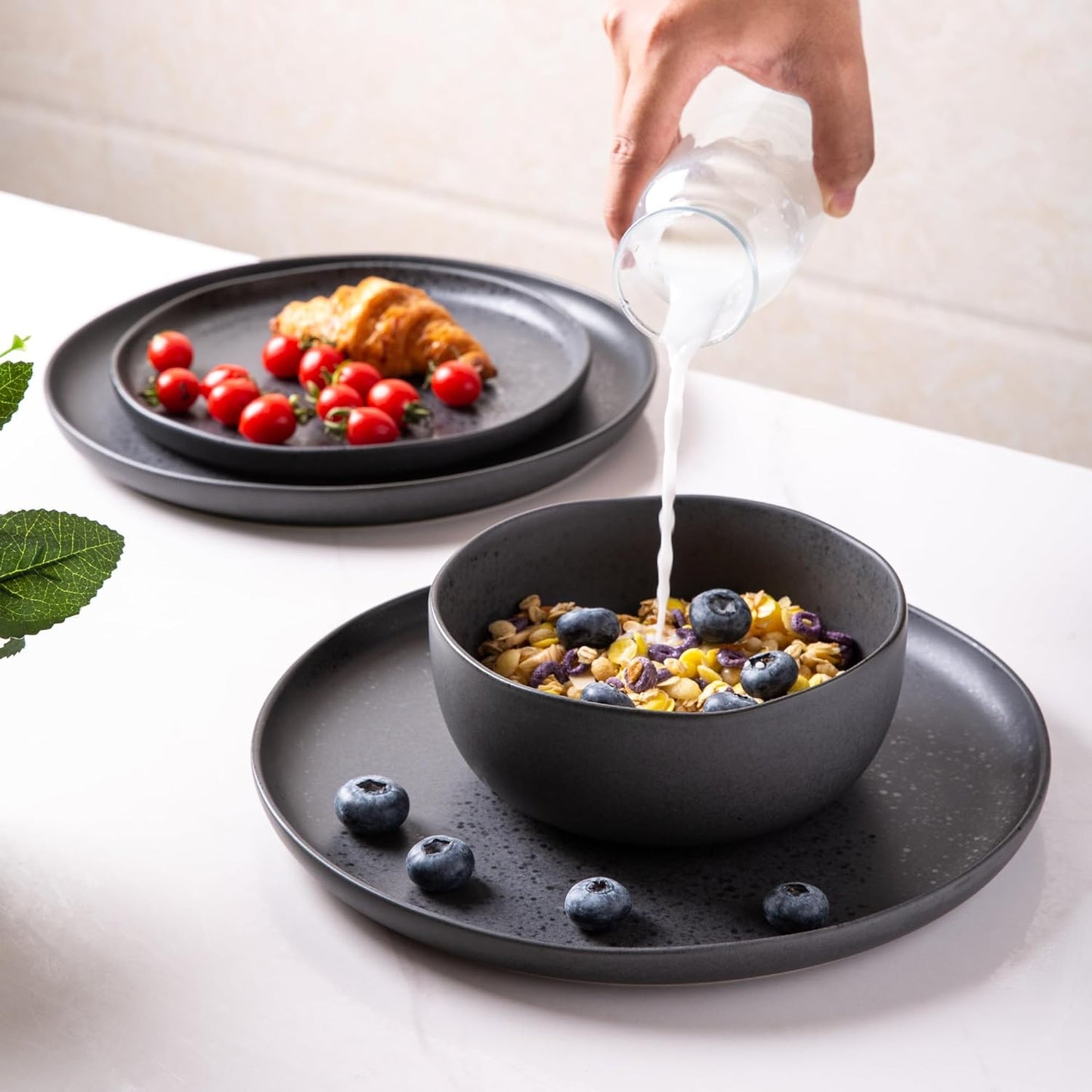 SLUDW005 Dinnerware Set - Matte Black With Speckle