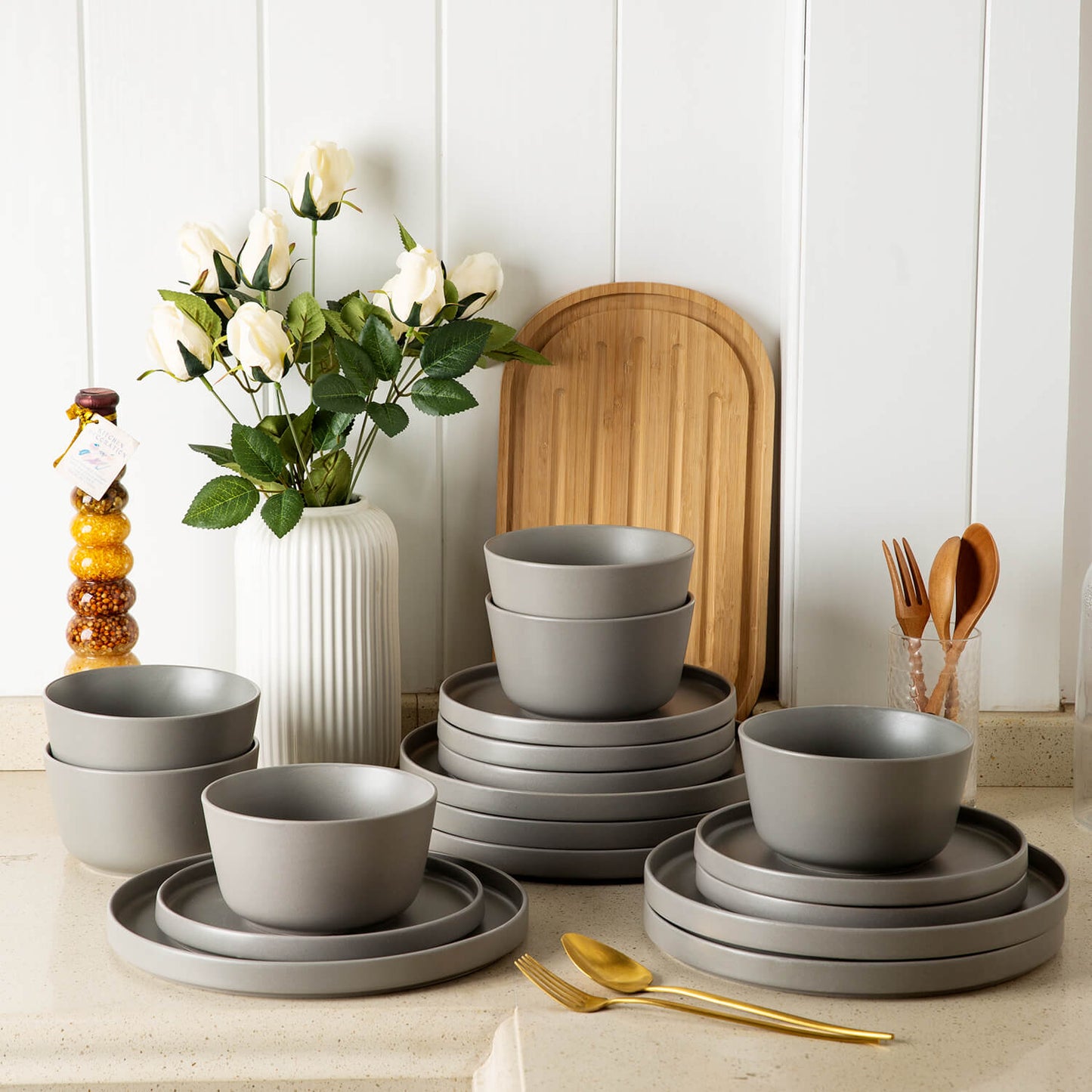 XQUSP001 Salad Plates