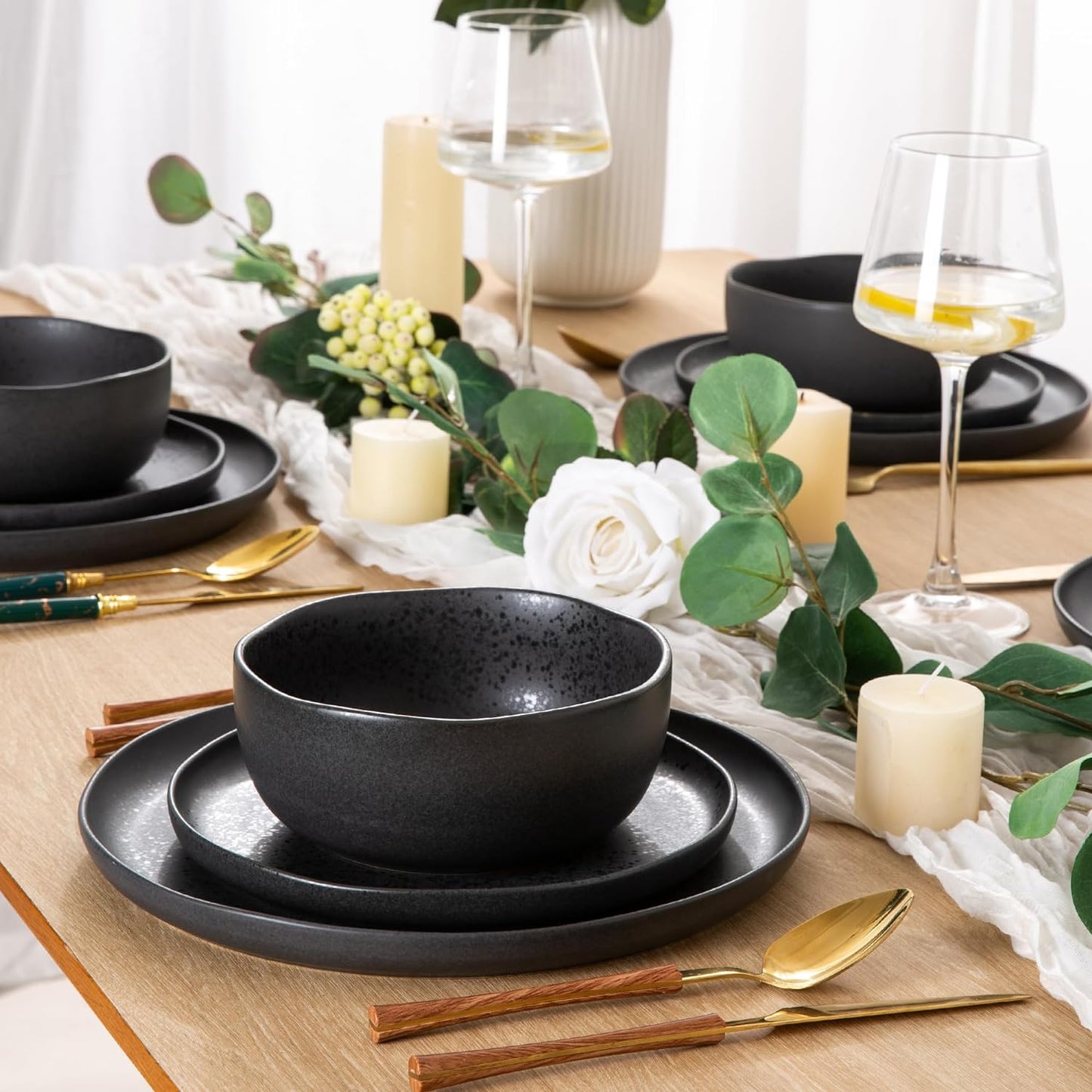 SLUDW005 Dinnerware Set - Matte Black With Speckle